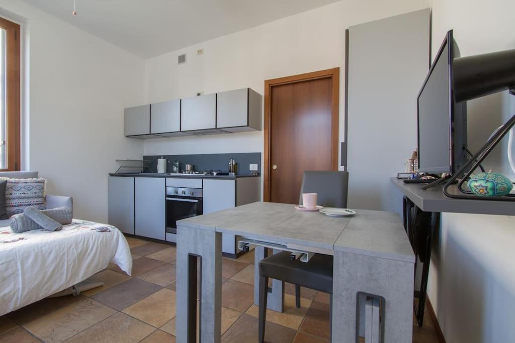 Fabulous Studio In Monza 15 Km To Milan City Centre 外观 照片